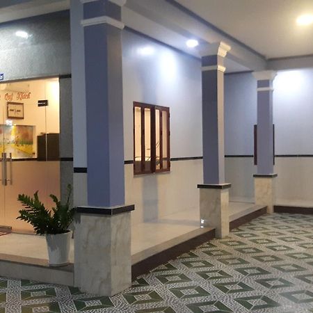Motel Hoang Gia Long Khanh Eksteriør billede