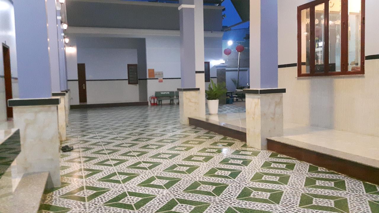 Motel Hoang Gia Long Khanh Eksteriør billede