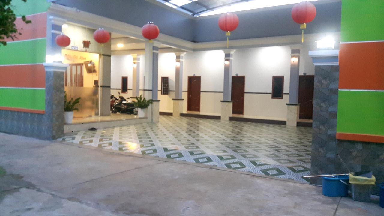 Motel Hoang Gia Long Khanh Eksteriør billede