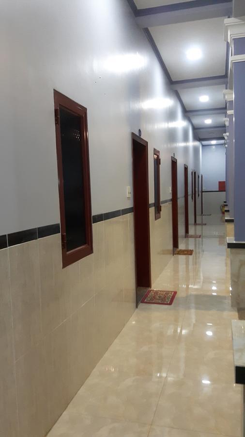 Motel Hoang Gia Long Khanh Eksteriør billede