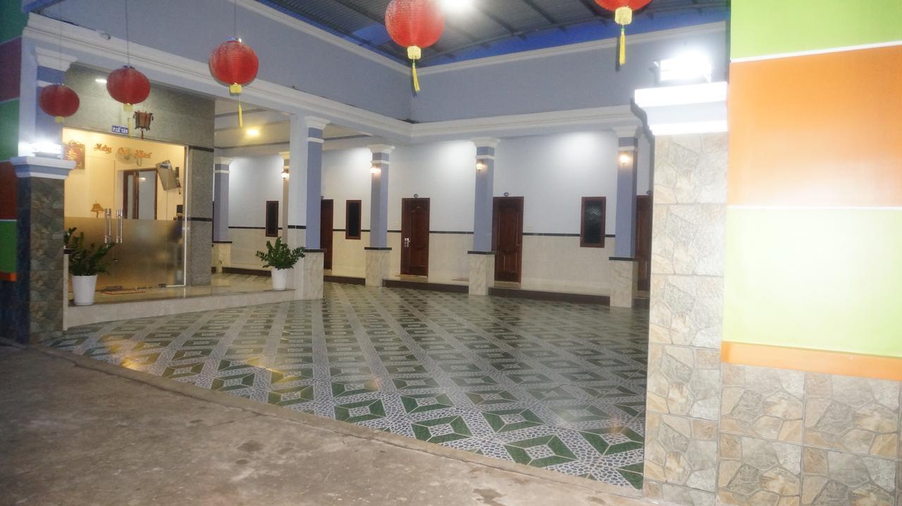 Motel Hoang Gia Long Khanh Eksteriør billede