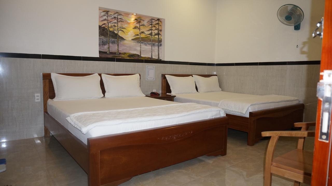 Motel Hoang Gia Long Khanh Eksteriør billede